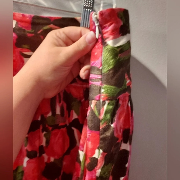 INC International Concepts Woman A-Line Floral Skirt in Size 20W - Picture 6 of 11